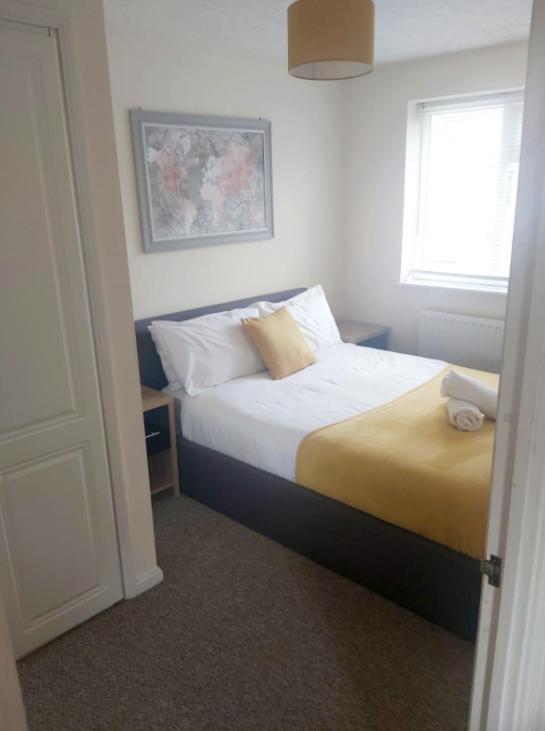 Ashford Holiday Home Smithy Drive Sleeps 5 Free Wifi And Vehicle Parking Kingsnorth Bagian luar foto
